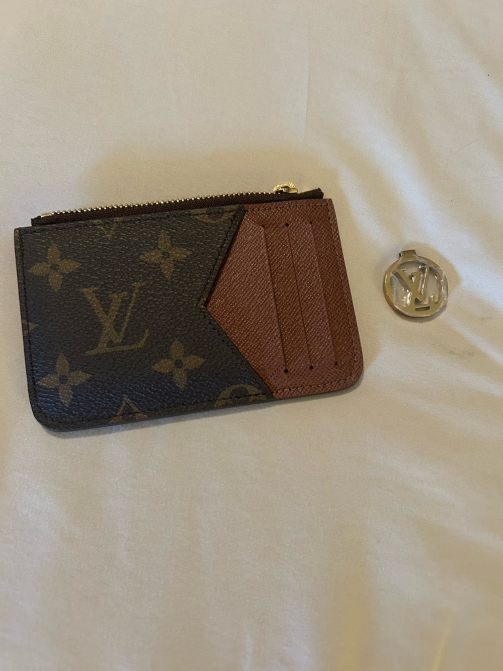 Louis Vuitton Brown Monogram PTE CAR ROMY MNG ARM      M81880